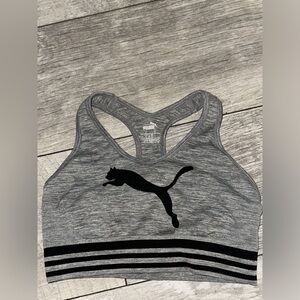 puma sports bra size S, doesn’t come with padding